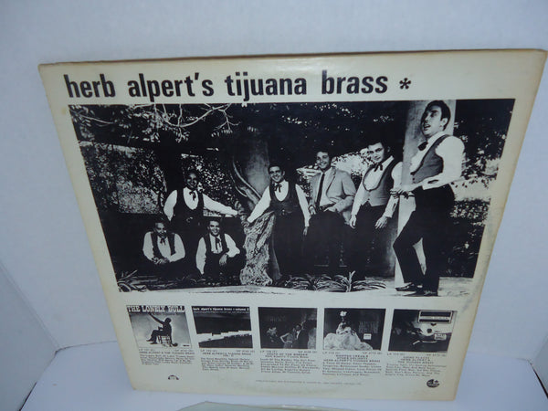 Herb Alpert & The Tijuana Brass - Whipped Cream & Other Delights